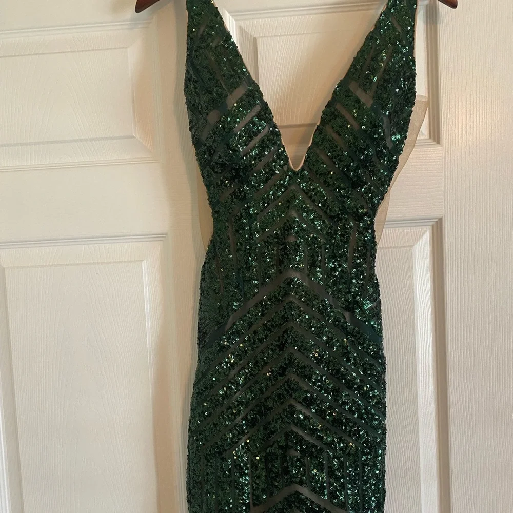 Emerald green Prom dress from Mia Bella - Picture 2 of 3